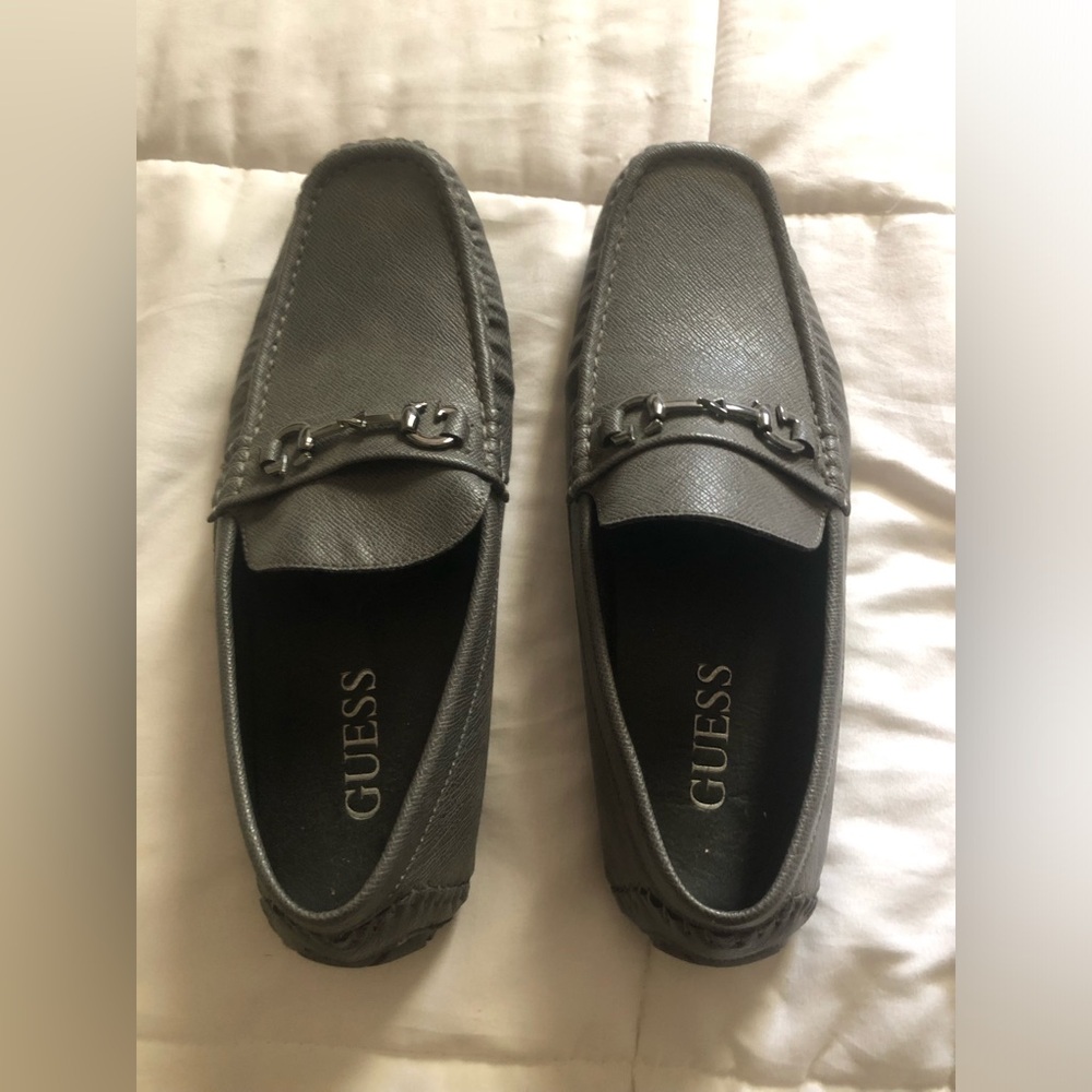 Guess brand men’s dress shoes